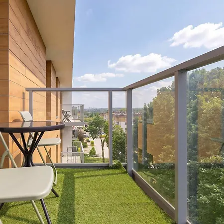 Modern Pet-friendly With Parking And Balcony By Renters Апартаменты *