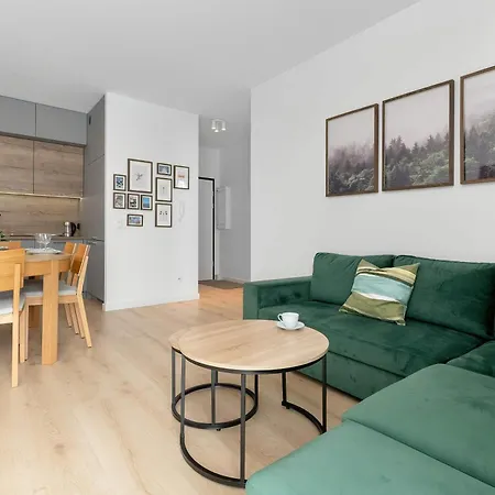 Modern Pet-friendly With Parking And Balcony By Renters *